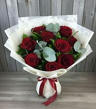 Букет цветов из:  Розы в Малино