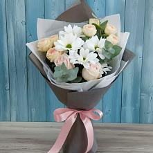 Букет цветов из:  Хризантемы и Розы в Малино