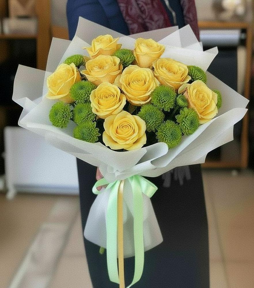 Букет цветов из: Хризантемы и Розы в Малино