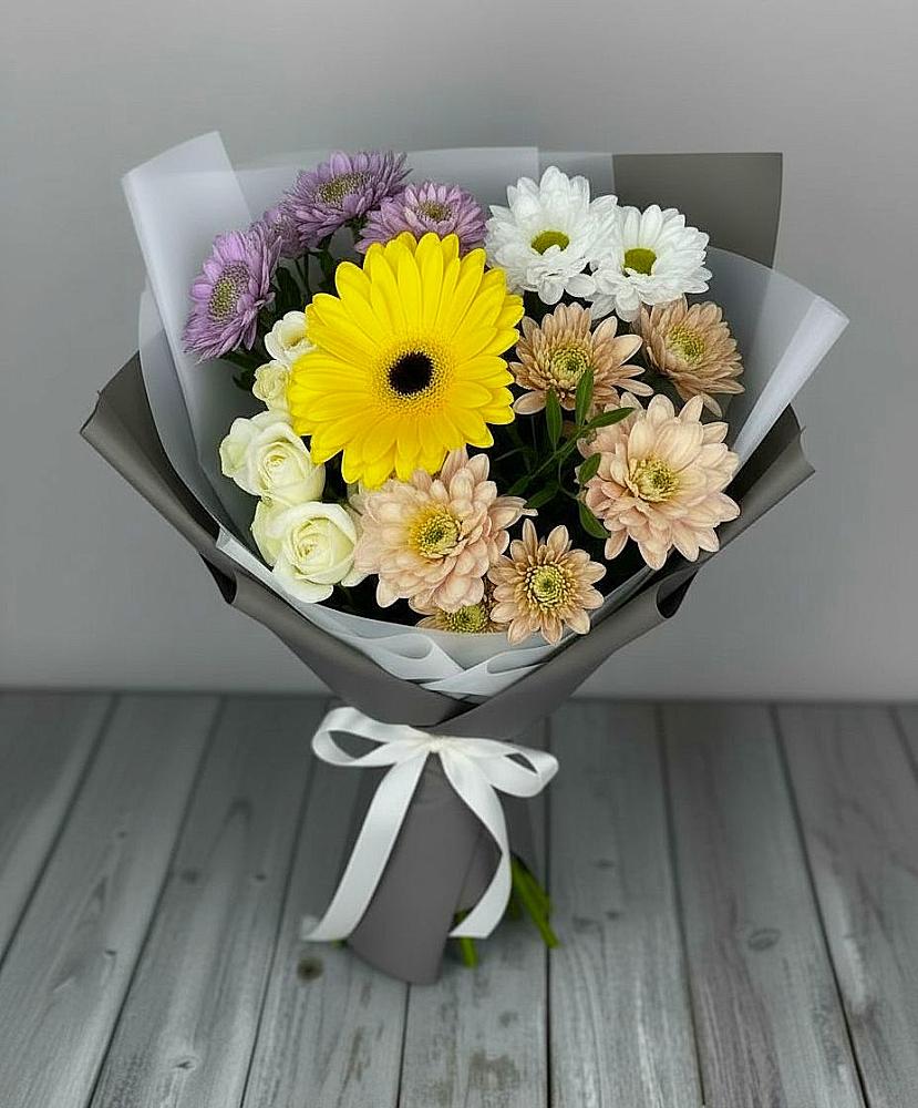 Букет цветов из: Розы, Герберы и Хризантемы в Малино