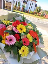 Букет цветов из:  Герберы #REPLACE_PRED# Малино