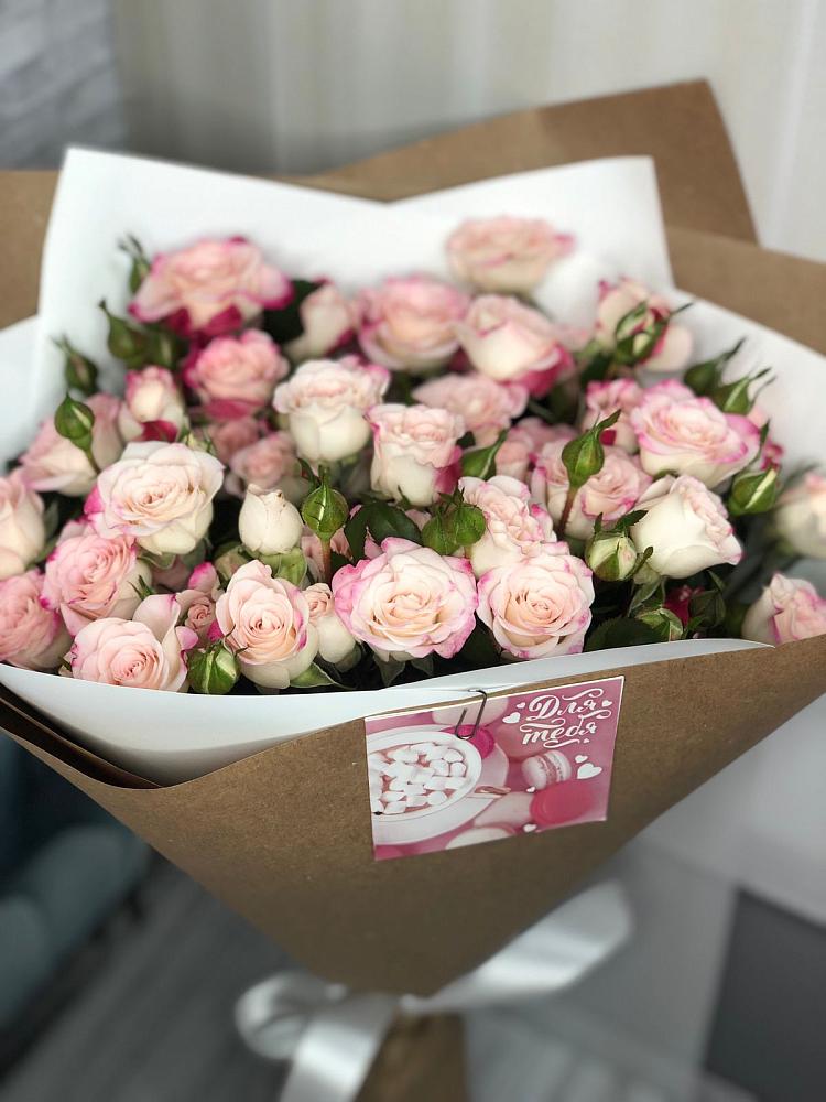 Букет цветов из: Розы в Малино