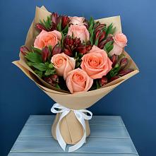 Букет цветов из:  Розы и Альстромерии в Малино