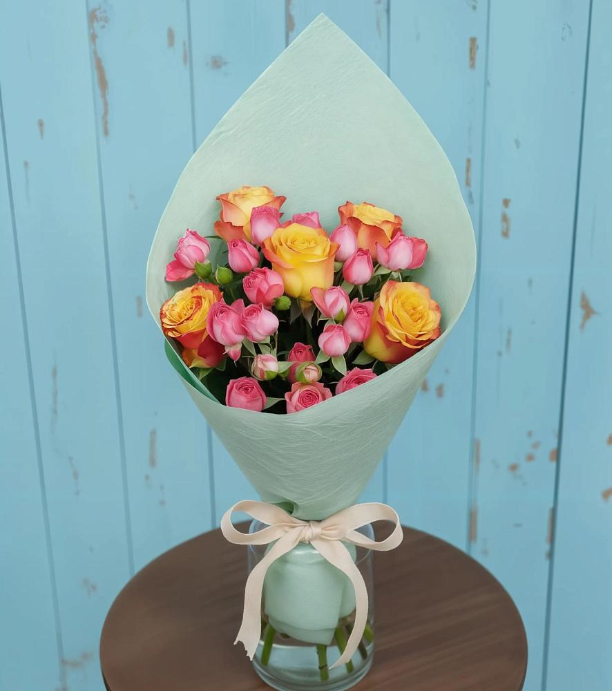 Букет цветов из: Розы в Малино