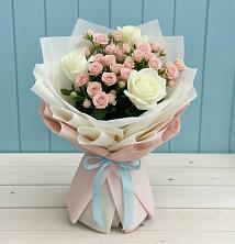 Букет цветов из:  Розы в Малино