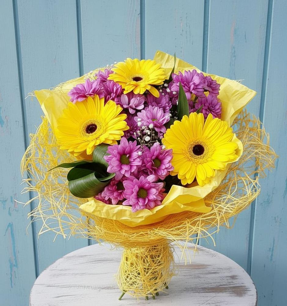 Букет цветов из: Хризантемы и Герберы в Малино