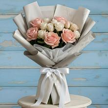 Букет цветов из:  Розы в Малино