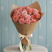 Букет цветов из:  Розы в Малино