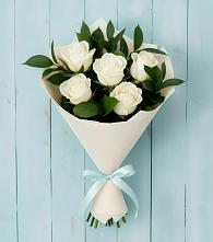 Букет цветов из:  Розы в Малино