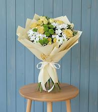 Букет цветов из:  Хризантемы и Розы в Малино