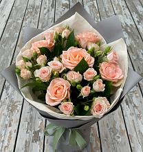 Букет цветов из:  Розы #REPLACE_PRED# Малино